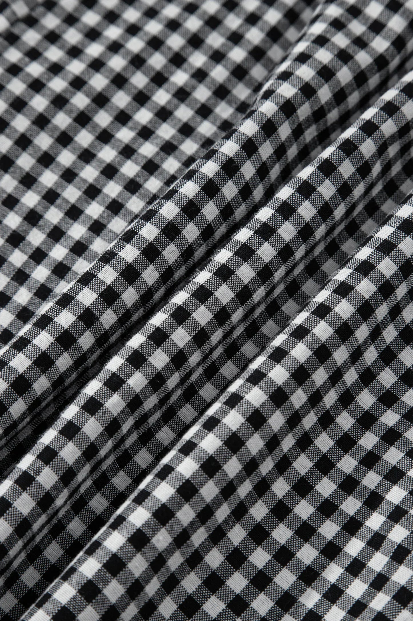 Black Contrast Trim Plaid Print Plus Size Shorts - MarkoFit