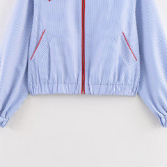 Striped heart-shaped patch with zipper pocket jacket