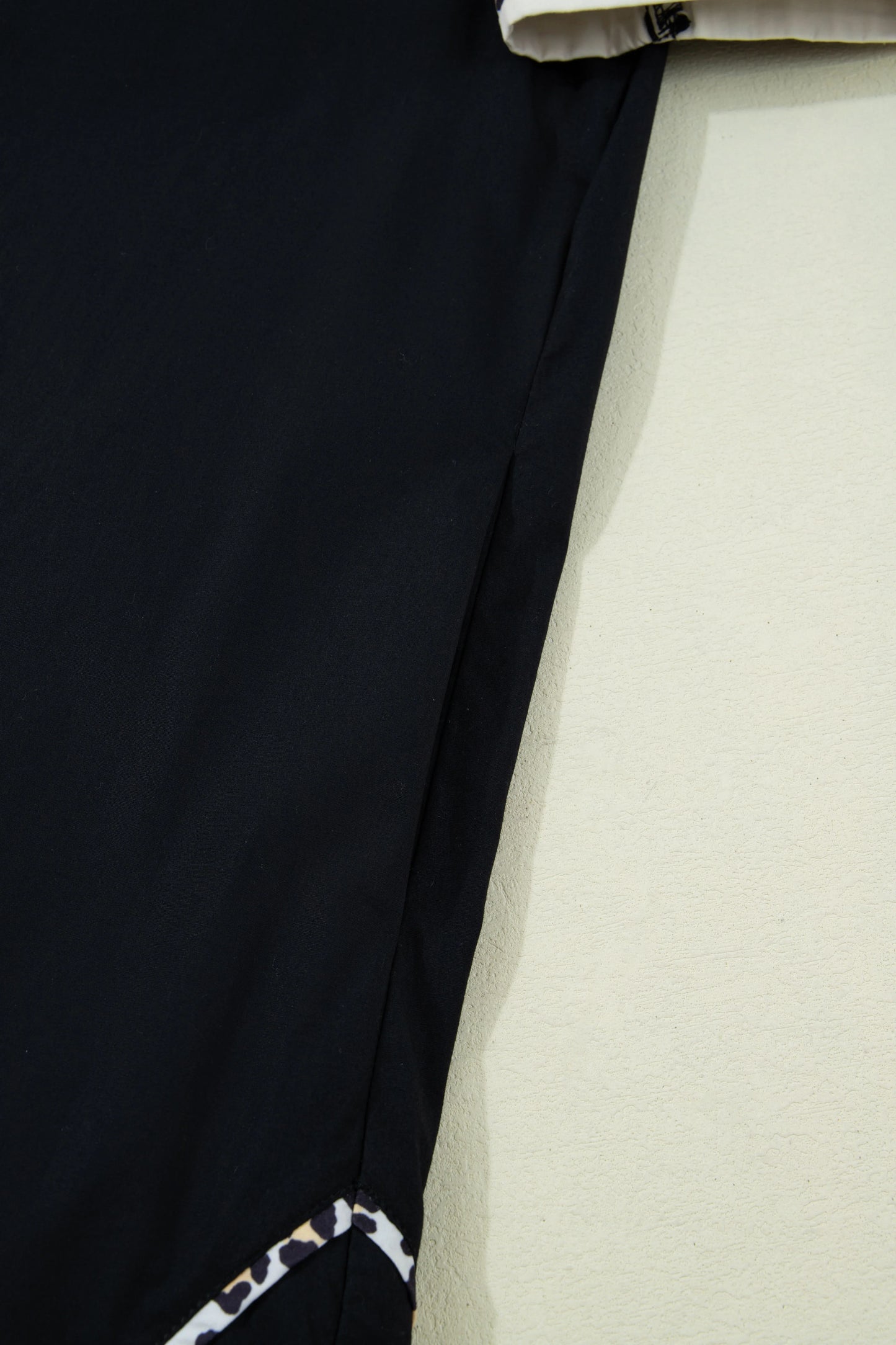 Black Leopard Trim Notched Neck Short Puff Sleeve Shift Mini Dress - MarkoFit