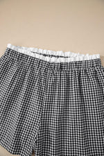 Black Contrast Trim Plaid Print Plus Size Shorts - MarkoFit