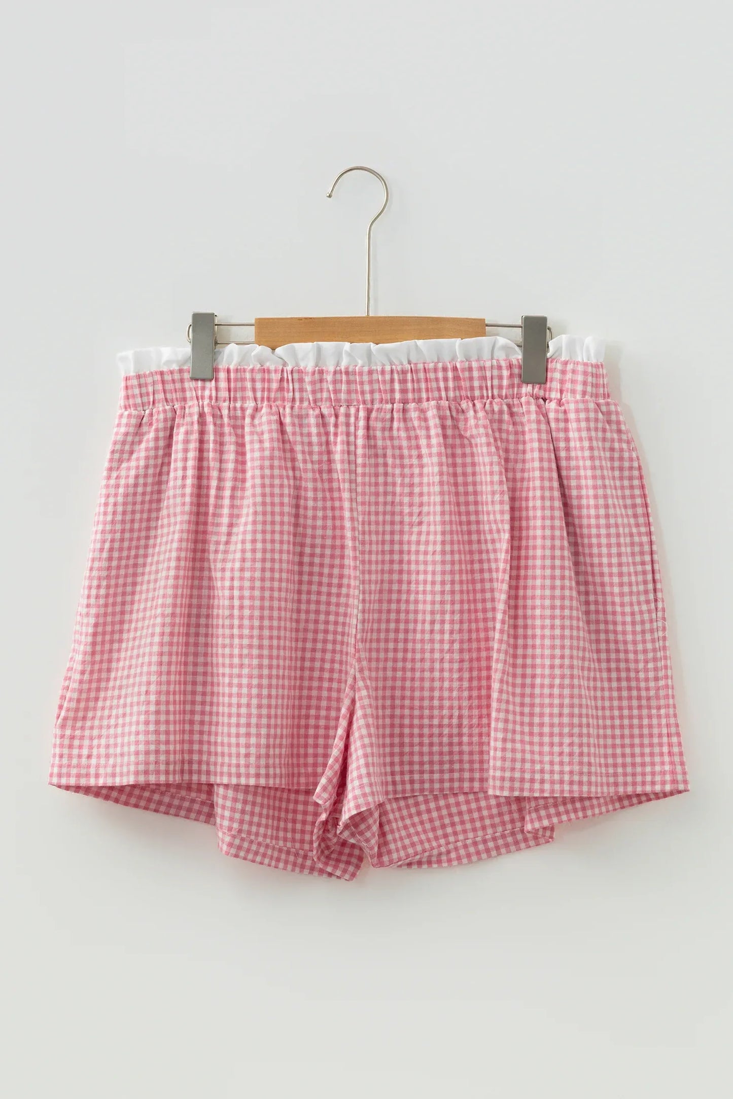 Pink Contrast Trim Plaid Print Plus Size Shorts - MarkoFit