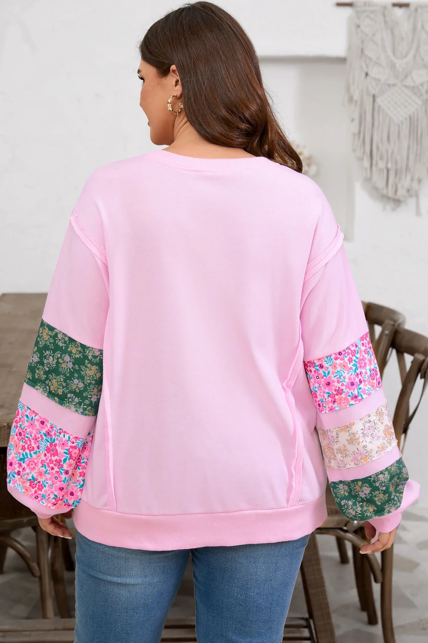 Pink Plus Size Mix Floral Patched Sleeve Ribbed Trim Baggy Sweatshirt - MarkoFit