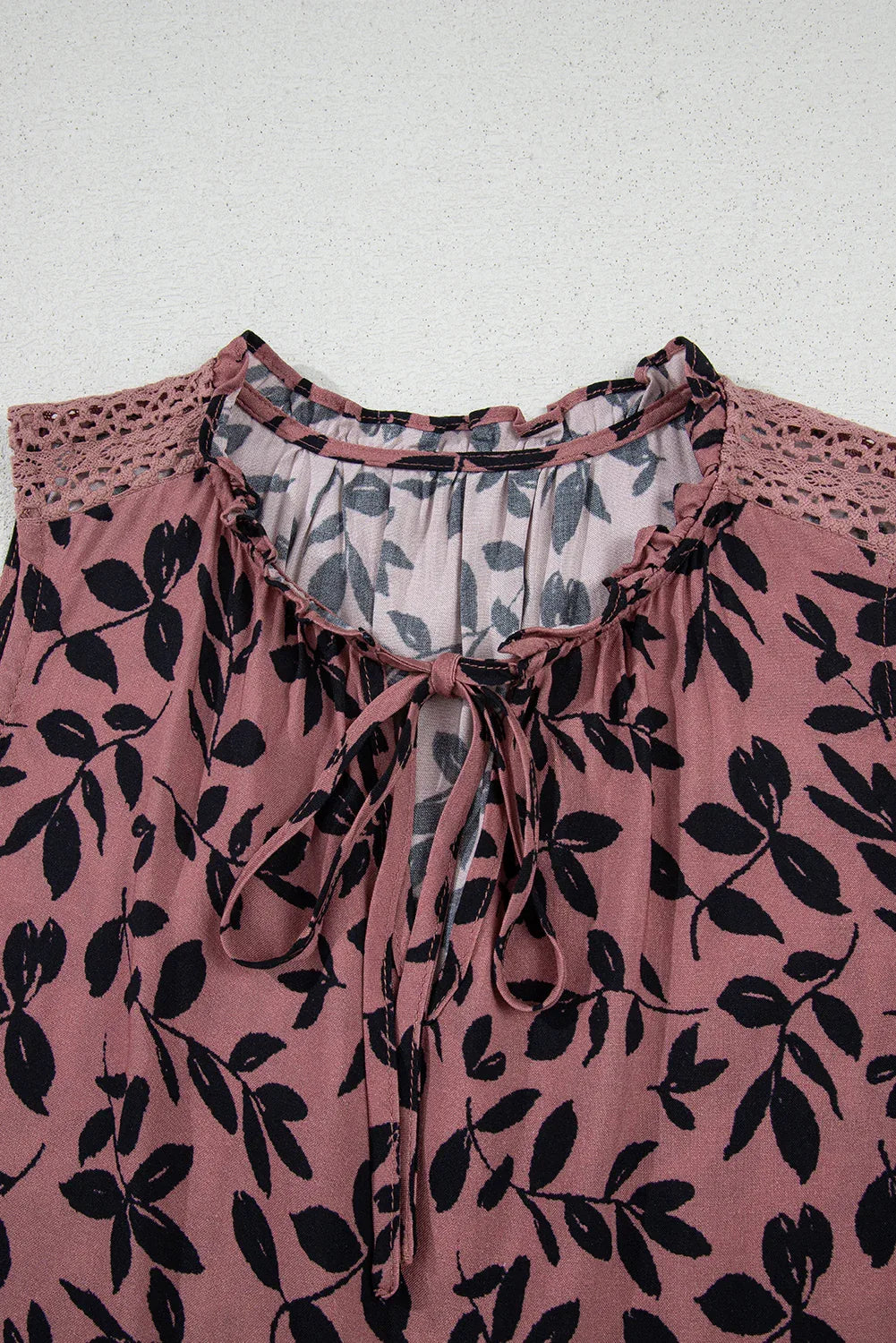 Brown Leaf Print Lace-up V Neck Crinckled Tank Top - MarkoFit