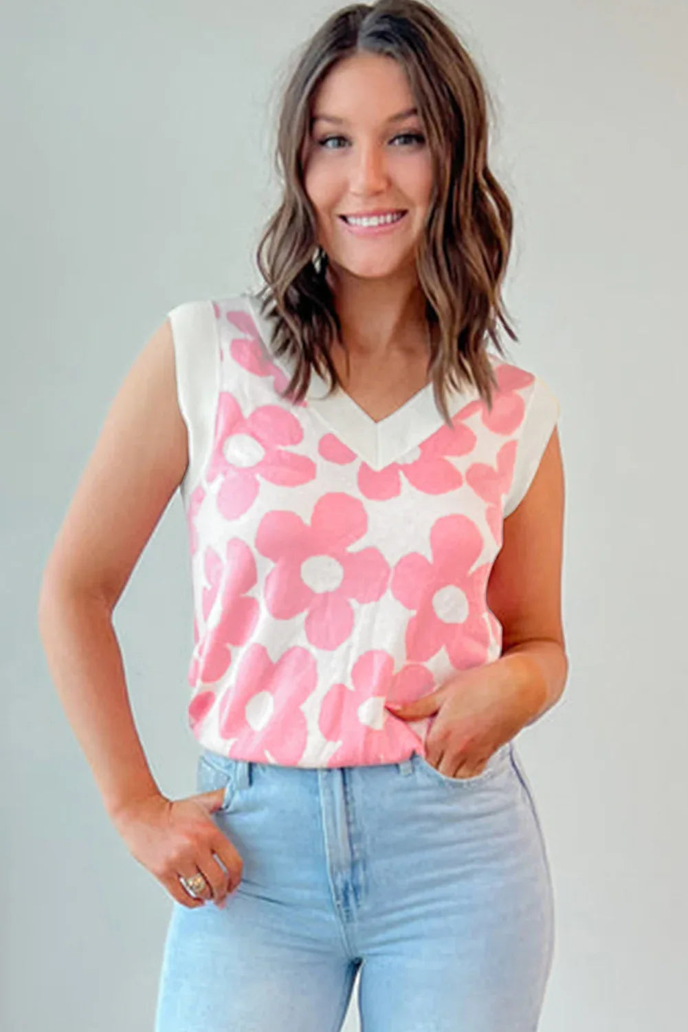 Pink Cute Flower Knitted V Neck Tank Top - MarkoFit